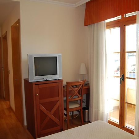Hotel Meleiros Castro De Sanabria Стая снимка