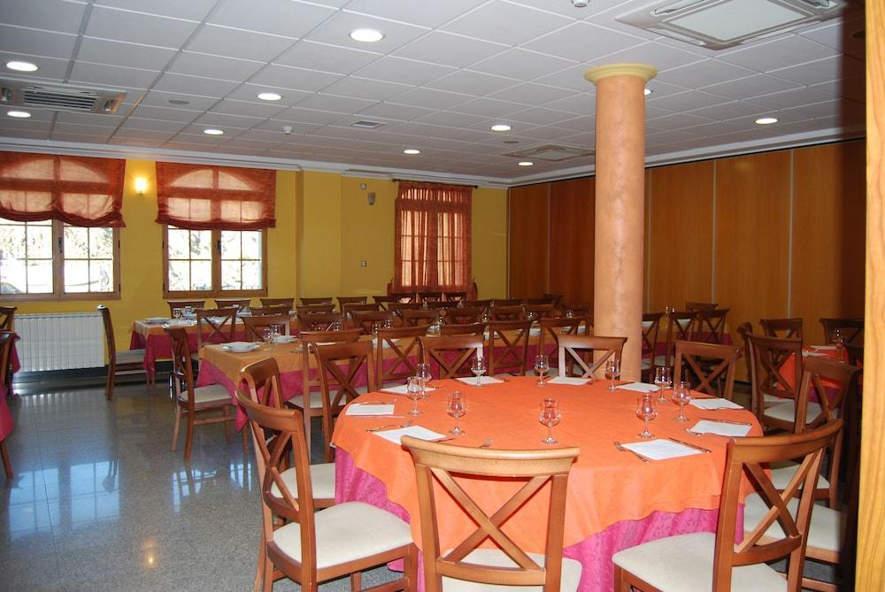 Hotel Meleiros Castro De Sanabria Екстериор снимка