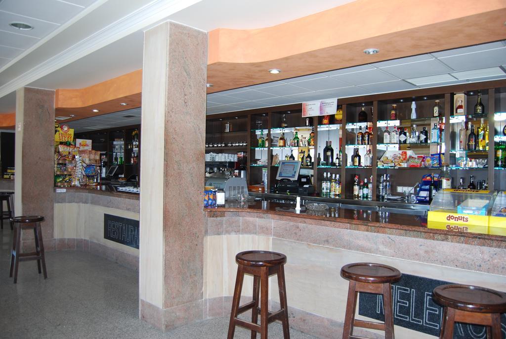 Hotel Meleiros Castro De Sanabria Ресторант снимка