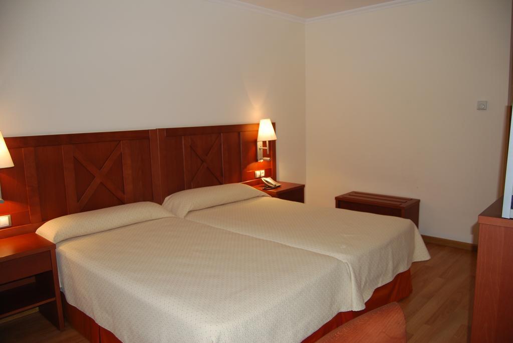 Hotel Meleiros Castro De Sanabria Екстериор снимка