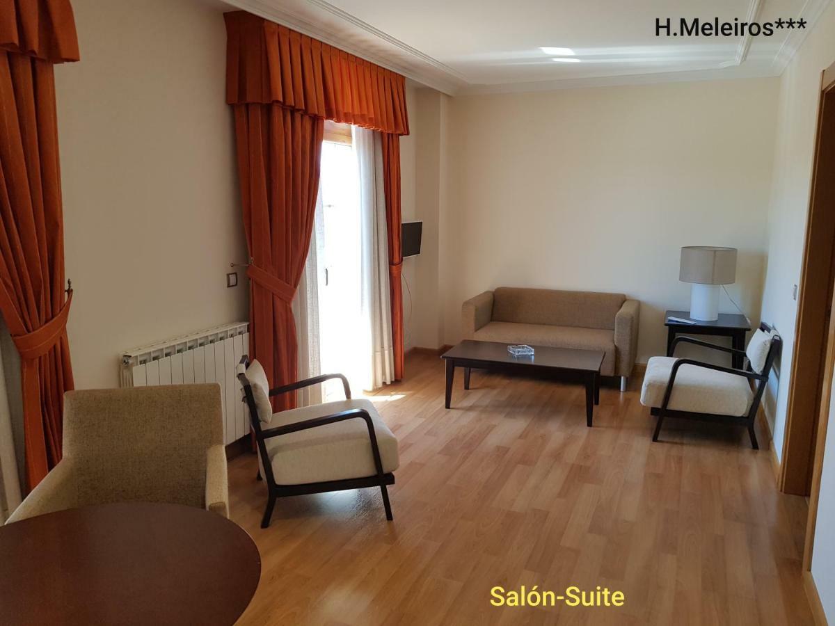 Hotel Meleiros Castro De Sanabria Екстериор снимка